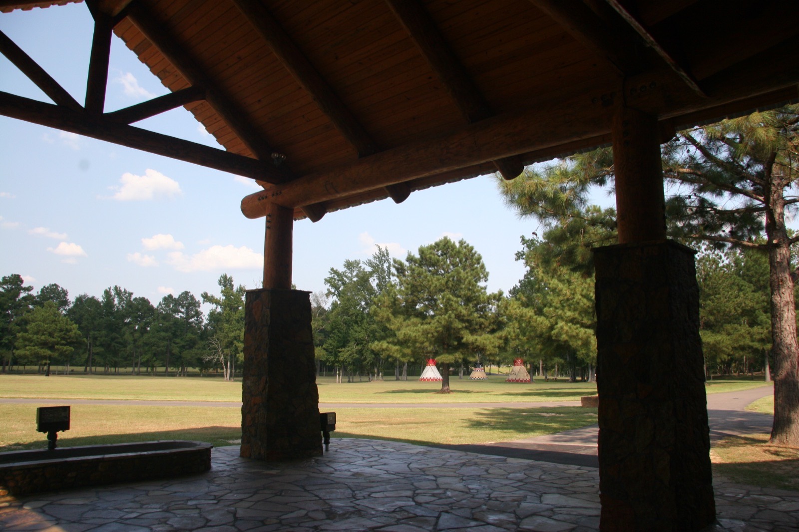 Okatoma Outdoor Post